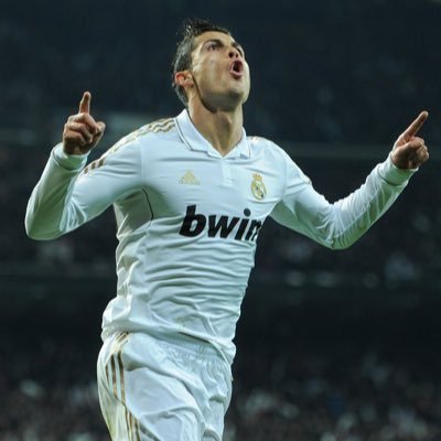 @realmadrid | @cristiano | Parody account | Fan account | Follow @Passi_9000