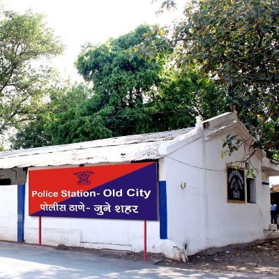 Official Twitter account of the Police Station Old City, Akola.
For emergencies, DIAL 112