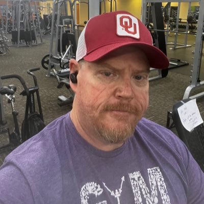 Husband/Public School Administrator/Weight Lifter/Flexible Dieter...God, family, @OU_Football/@dallascowboys/@okcthunder/@elvis