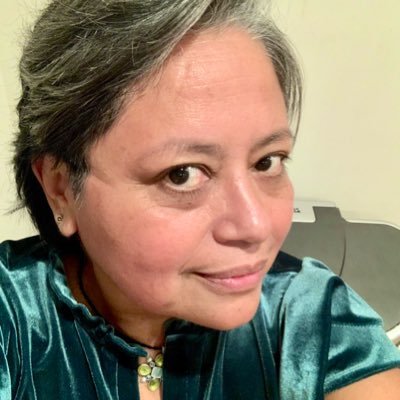 Lesbiana feminista socialista de ancestras Quechuas, Chancas y Moches. Defensora de derechos humanos e insurgente sexual. Kachkaniraqmi ✊🏽♥️