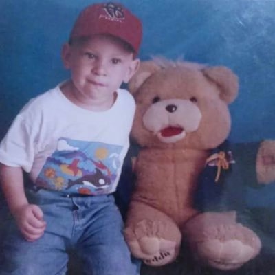 jolconceocion__'s profile picture. •La vida es la suma de todas tus decisiones. 🙌🏻 •Social media is no the real life. -Dominican boy. 🇩🇴