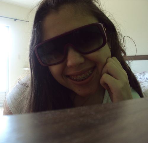 legal, simpática, engraçada, companheira, não gosto de egoismo, falsidade e preconceito, amo chocolate, verão, twitter.