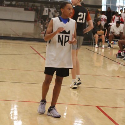 June Shelton School- Varsity Basketball // 2026 // Kingdom performance // NxtPro Hoops // 5”11 // PG // 3.9GPA // IG- jairspan_ // jair.span011@gmail.com (✉️)