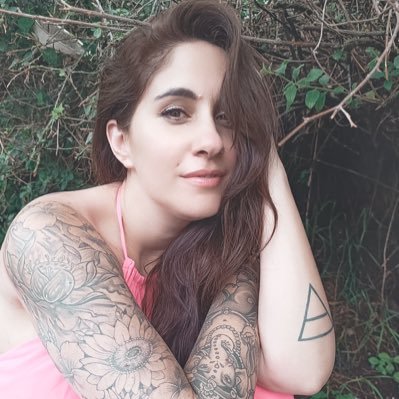 claulasocoach's profile picture. ✨Te enseño a transformar tu vida, conectar con tu propósito de vida y tu capacidad de manifestar abundancia 🎙️Podcast 🎙️ MASTERCLASS GRATIS⬇️