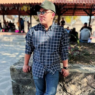 VJavierperez's profile picture. 🧑🏽‍🌾🐔|👨🏽‍🔬🌽Vive cada dia como si fuera el ultimo.