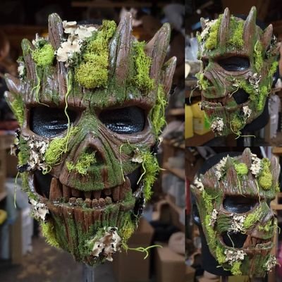 Halloween mask available for both the new and old pickers 👹🚕🧏✈️