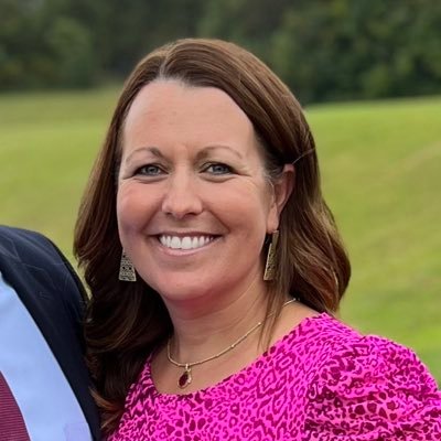 AmyJW915's profile picture. Wife, Mom x 2, and Educator