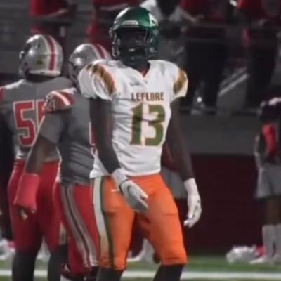 #13 EdgeRusher | LeFlore Magnet Highschool | 6’5 208lbs | contact me at scottmontrell13@gmail.com