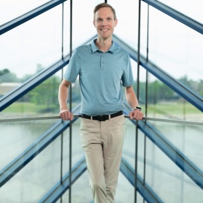 Speaker - Author - Professor - Mental Performance Consultant - Dog Lover