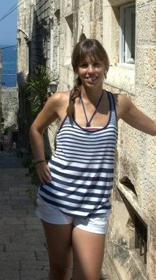 AnnaParetasT's profile picture. Infermera de vocació i professió, el bàsquet el meu esport, el català la meva llengua. No deixis per demà el que puguis fer avui!