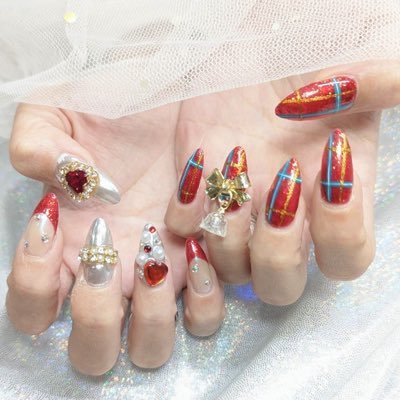 2021年7月に自宅ネイルサロンオープン💅💞サロン勤務経験なしの独学ネイリスト🐹ネイリスト検定3級✏️ネイリスト仲間ほしいです🦋