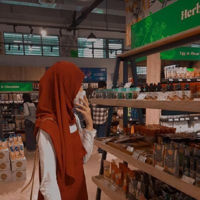 valzarais's profile picture. Finally, trying to read again