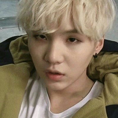 25 y/o, leo, enfp, full time nurse (sometimes ia), 🤍 •🐱🐿 ༉‧₊˚sope❀༉‧₊˚. @BTS_twt ☁️ -ㅅ-