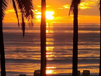 helpme1976's profile picture. 