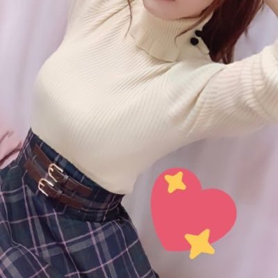 エッチ大好き❤️ レズだから女もいけるよ〜❤️ フォローしてくれたらいいことあるかも😚 チン凸マン凸お待ちしてます☺️