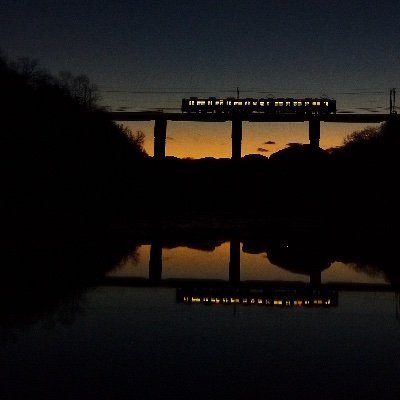 NikonD4/高2/写真投稿と閲覧垢です悪しからず
実はベイファン
