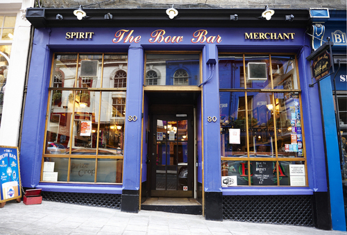 Award winning whisky and real ale pub in the heart of Edinburgh's old town.