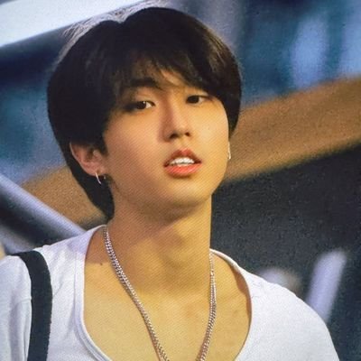 not get a man until i find my own han jisung 
| I hope to see you soon @straykids 🐺🐰🐷🐇🥟🐿🐥🐶🦊