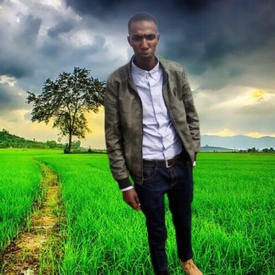 IrakozeIbr33345's profile picture. 