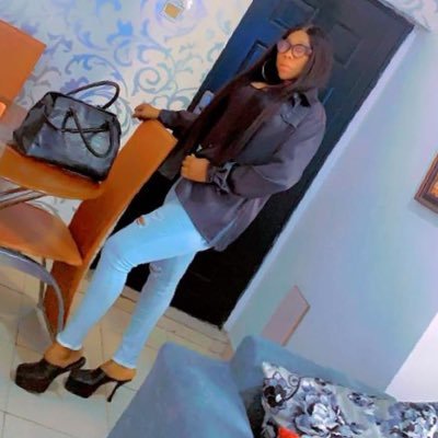 A real Estate consultant 🏠 interior and exterior design WizkidFC 🦅 Beyhive 🐝 WWE addict🤪 proudlyEgbaBabe 💝