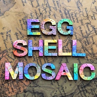 eggshellmosaic's profile picture. 卵の殻の亀裂を利用した虹色のモザイク技法をオリジナル開発／認定講師講座開催／【Kindle出版×ハンドメイドでデジタル資産をつくる】ハンドメイド好きなお仲間さんフォロー大歓迎💖出来るだけフォロバします！／源Gen Glass Jewelry ガラスフュージング