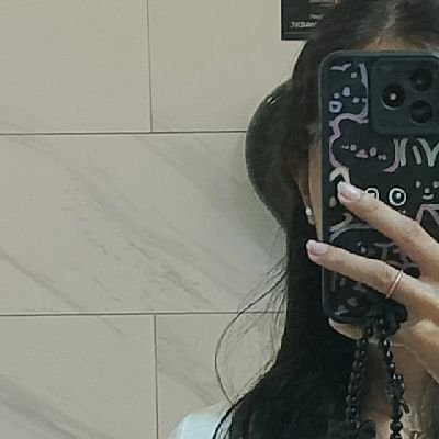 shaarkived's profile picture. rt student. 21