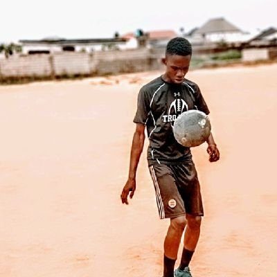 i am footballer with big dreams ⚽⚽