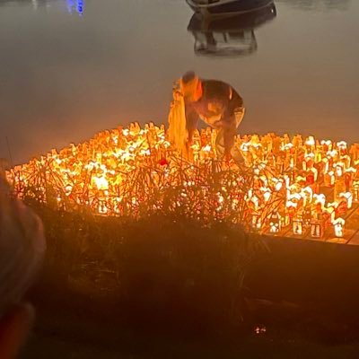 fenix20215's profile picture. Desplazado robado y víctima del mismo estado antes mi cuenta era @redentor2126 cerrada por amenzas campesino. sigo a quien me sigue,buscando justicia