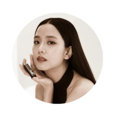 𝓘llusory | The flawless beauty as I’m in my glamour persona, Jisoo. (1995)