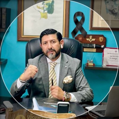 Doctor en jurisprudencia, LITIGANTE, defiendo derechos de las personas, lucho #ContraLaCorrupción, siempre #PorElPaís🇪🇨 Director Andrade & Escobar Abogados.