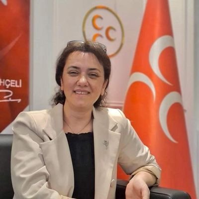 İstiklal için birlik, İstikbal için dirlik Kazanan Türkiye🇹🇷 olacak... Adalet Önlisans 2019-2023 gururla MHP İzmir İl Başkan Yardımcısı
@MHP_Bilgi