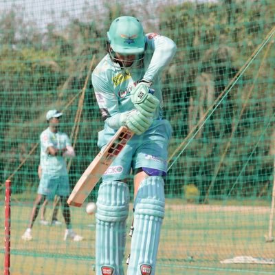 🇮🇳 Professional Cricketer | | Uttar Pradesh Cricket Association | Captain - UPCA Ranji Trophy Team |
