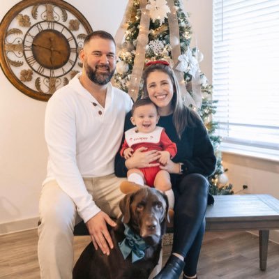 megweav's profile picture. 