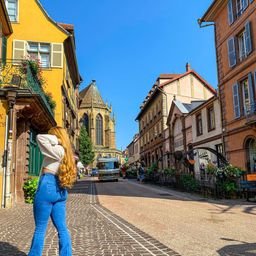 theeshoo30024's profile picture. Undiluted joy.