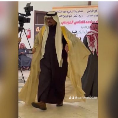 رَبِّ اجْعَلْنِي مُقِيمَ الصَّلَاةِ وَمِن ذُرِّيَّتِي ۚ رَبَّنَا وَتَقَبَّلْ دُعَاءِ