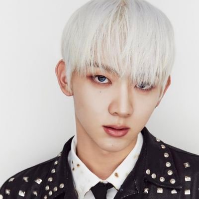 1.보이즈플래닛 유승언,김지웅,나캠든 팬이에여
2.소년판타지 강대현 응원합니다. NEW ID데뷔팬 ,위아이 팬이기도 해요.
3.우주소녀,러블리즈, 엘즈업, 및 모든 걸그룹 팬이에여
4.EVNNE 데뷔 팬인'엔브'에요.
5. 미아이ME I 데뷔팬,
프로젝트7,유니버스리그 연습생들 팬이에요