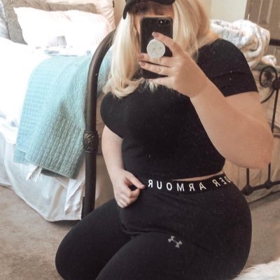 ❤️‍🔥 Your high school bully, but hotter | CashApp $20 before you DM: $audrey6adele 😘 OF verified