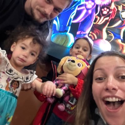 Bobsledd12's profile picture. 