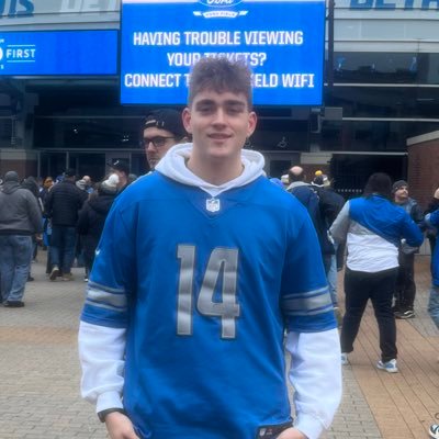 DesjardineEthan's profile picture. Content Creator, Die Hard Lions Fan. #OnePride ASU Student