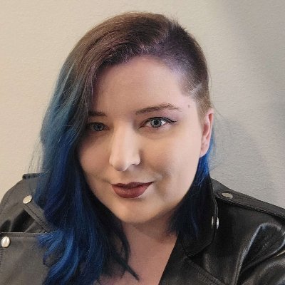 Environment Artist @RetroStudios | Prev. @HiRezStudios | occasional cosplayer | nerd | tempest cleric & DM | opinions my own | she/they | queer