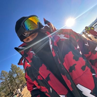 _daraythomas's profile picture. #HolidaySeason 💰🖤 I grinds like peppa