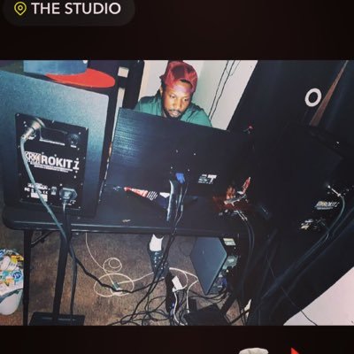 independent rapper/ music engineer from Douglas, Ga 1/2 of M!keperry Co- founder of P.V.M.G apparel and Positive Vibes Music Group label.