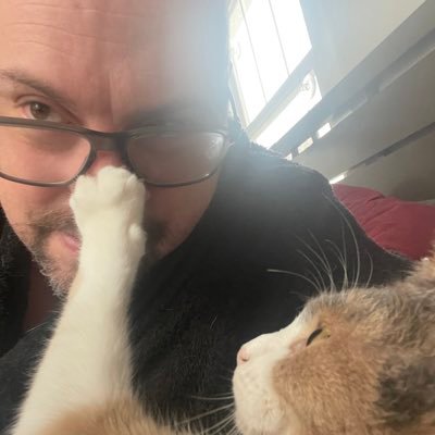 N8andCat's profile picture. investigator of things and people. Former WFR, currently barking up different trees. (Now featuring 100% more cat)