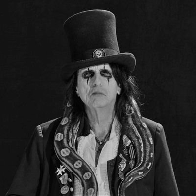 officialalice22's profile picture. ALICE AND STAFF WILL NOT MESSAGE FAN ASKING FOR MONEY 

WEB-https://t.co/KIFmPd0P8q