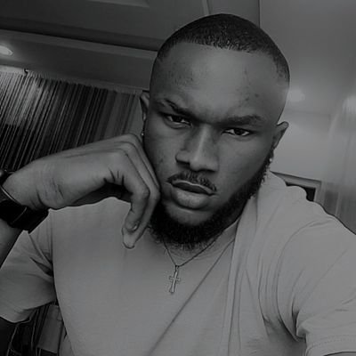 sigma🦁 || poet 🖋️|| unapologetically blunt😎|| controversially smart🤓|| not an everyday menace☺|| ardent believer💪🏼|| arsenal ❤||pro-life💜| free spirit🦅