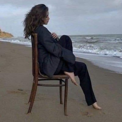 امقت النمطية ، و أعي أن للتفرد ثمن و للإختلاف ضريبة