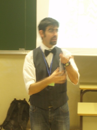 Historiador, Actor, Formador,Vividor... Buscando lazos entre todo y entre todos. Aprendiendo para enseñar