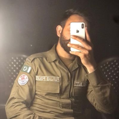 POLICE OFFICER 🚨🇵🇰