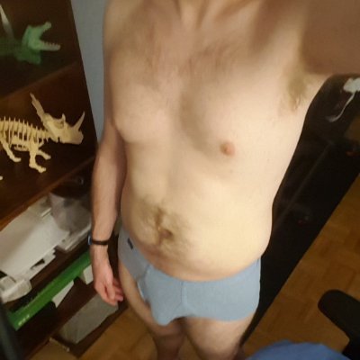 Kinky gay/bi-curious 31M into stinky hairy sweaty pits ass n pubes, making out, 69, rimming, piss, incest and other perversions
CONSENT IS KEY