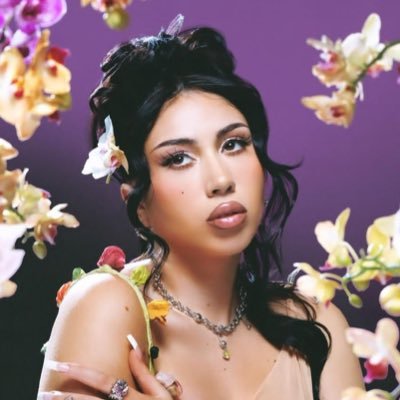 Kali Uchis Fan Page ♡ (ig: thekuchigangroom) ✩‧₊˚